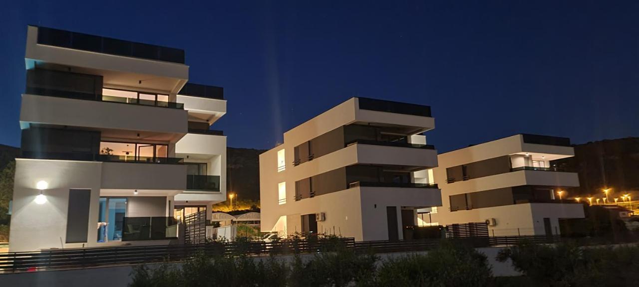 Apartman Marcelina 1 With Private Pool Trogir Ngoại thất bức ảnh