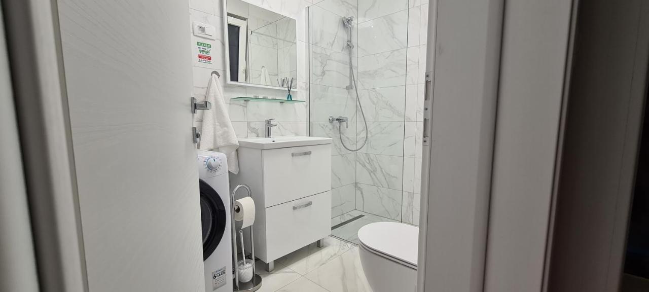 Apartman Marcelina 1 With Private Pool Trogir Ngoại thất bức ảnh