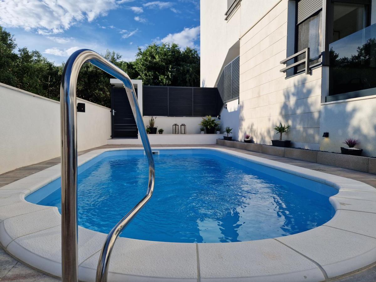 Apartman Marcelina 1 With Private Pool Trogir Ngoại thất bức ảnh