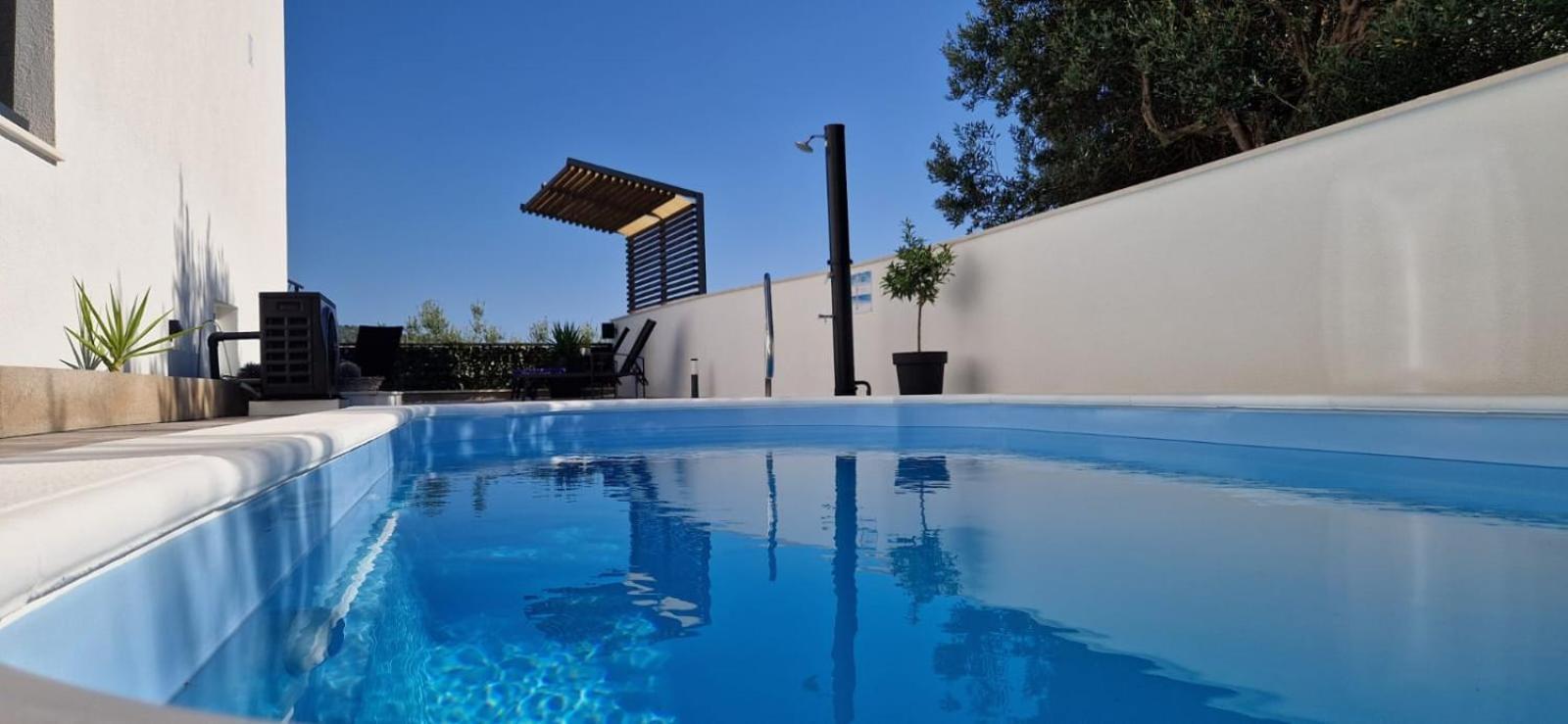 Apartman Marcelina 1 With Private Pool Trogir Ngoại thất bức ảnh